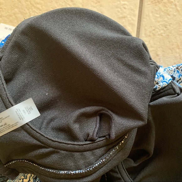 Raisins Curve Byron Bay Onepiece Swimsuit NWT - Picture 7 of 8